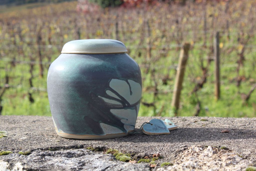 Urnes funéraires en céramique
Urne "Bronze"
www.cecilejobardceramiques.com