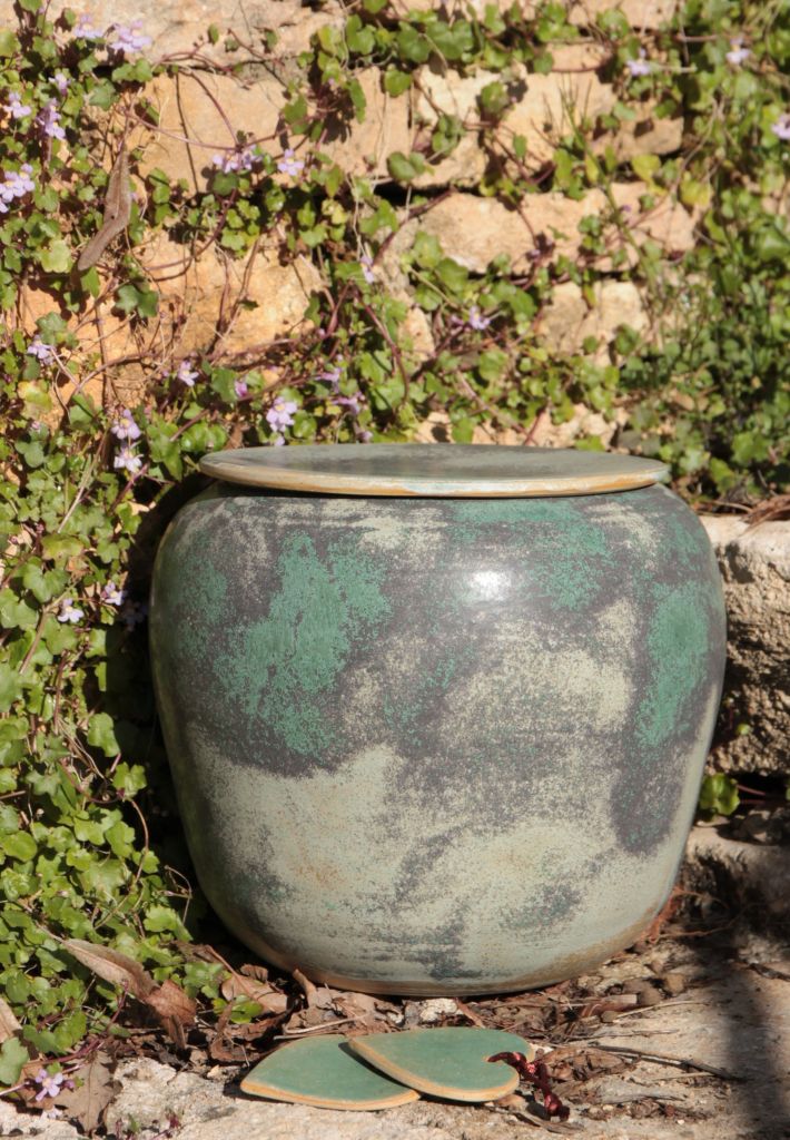 Urne "Bronze" - 4 l litres
Grès, superposition d'émail haute température